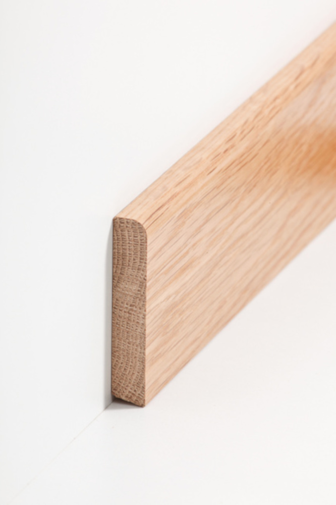 SÜDBROCK Holz Sockelleiste Eiche 13 x 70 mm, abgerundet, natur lackiert, fallende Längen SÜDBROCK Holz Sockelleiste Eiche 13 x 70 mm, abgerundet, natur lackiert, fallende Längen