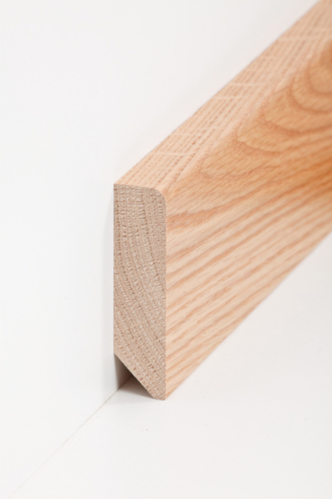 SÜDBROCK Holzfußleiste Eiche 20 x 80 mm, abgerundet, natur lackiert, fallende Längen SÜDBROCK Holzfußleiste Eiche 20 x 80 mm, abgerundet, natur lackiert, fallende Längen