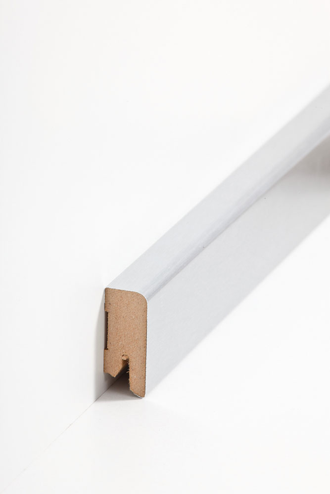 SÜDBROCK MDF-Fußleiste 16 x 40 mm, Alu-gebürstet (332) ummantelt, Länge á 250 cm SÜDBROCK MDF-Fußleiste 16 x 40 mm, Alu-gebürstet (332) ummantelt, Länge á 250 cm