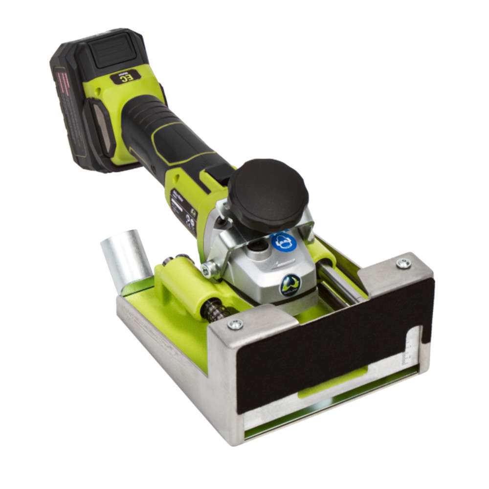 WOLFF Akku Türzargensäge Piranha 18V im Set mit 2 Akkus und Ladegerät WOLFF Akku Türzargensäge Piranha 18V im Set mit 2 Akkus und Ladegerät
