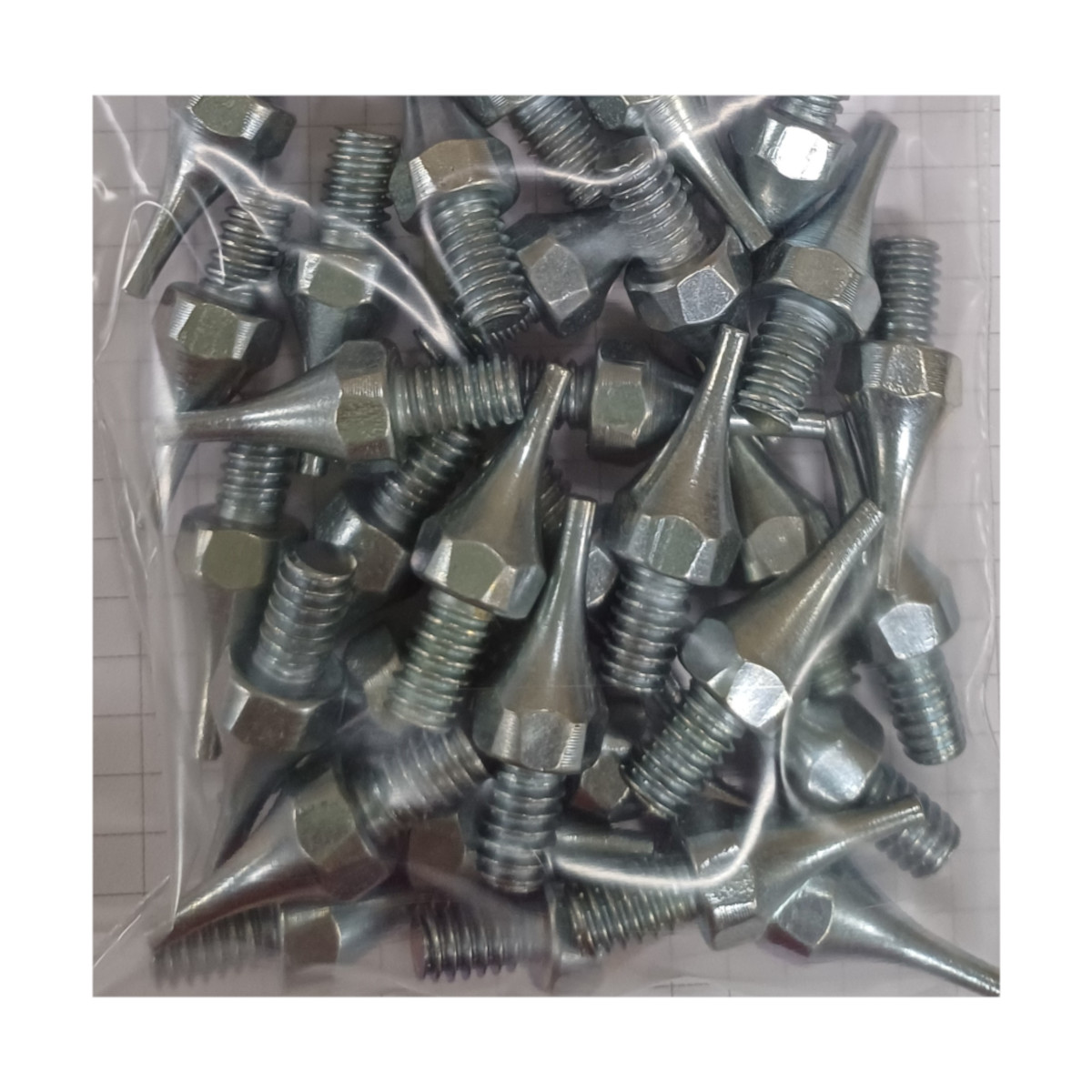 Ersatznägel für Nagelschuhe "Spikey" - Satz mit 32 Stück Ersatznägel für Nagelschuhe "Spikey" - Satz mit 32 Stück