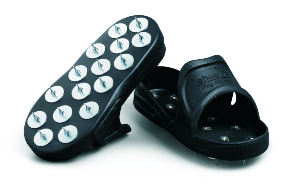 Nagelschuhe "Spiky" - einfach zum reinschlüpfen, Gr. M (42 und kleiner) Nagelschuhe "Spiky" - einfach zum reinschlüpfen, Gr. M (42 und kleiner)