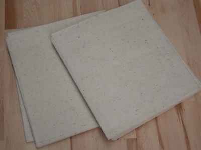Vliestücher für Öl 38 x 40 mm, VE á 500 St. Vliestücher für Öl 38 x 40 mm, VE á 500 St.